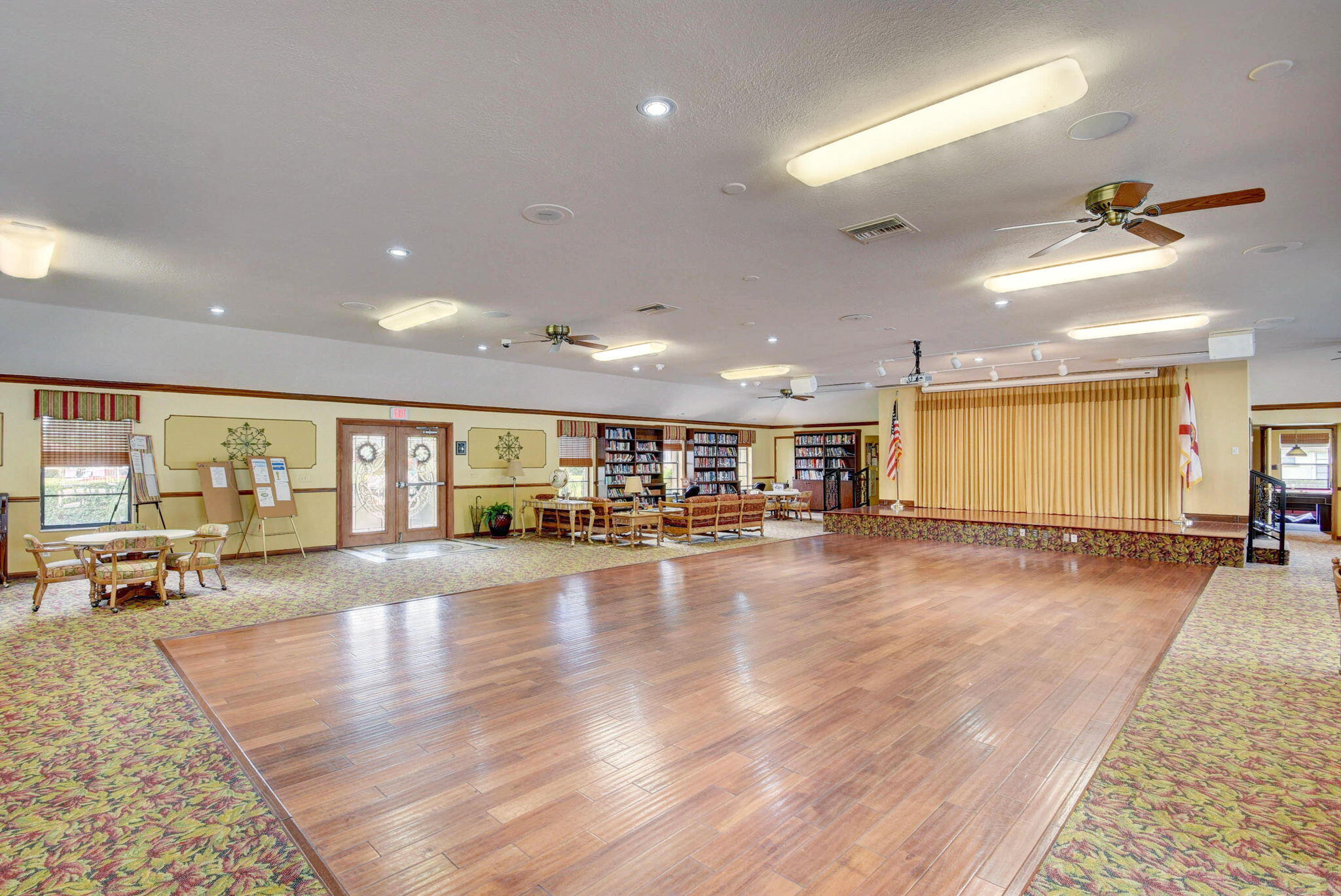 BENT TREE VILLAS WEST CONDO - Residential