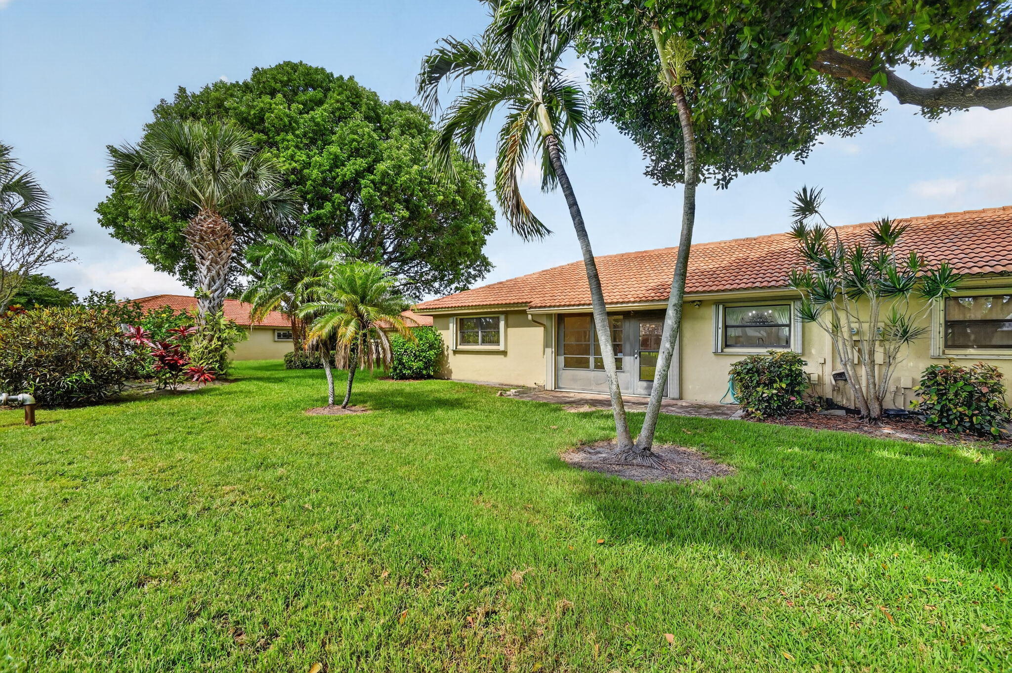BENT TREE VILLAS WEST CONDO - Residential