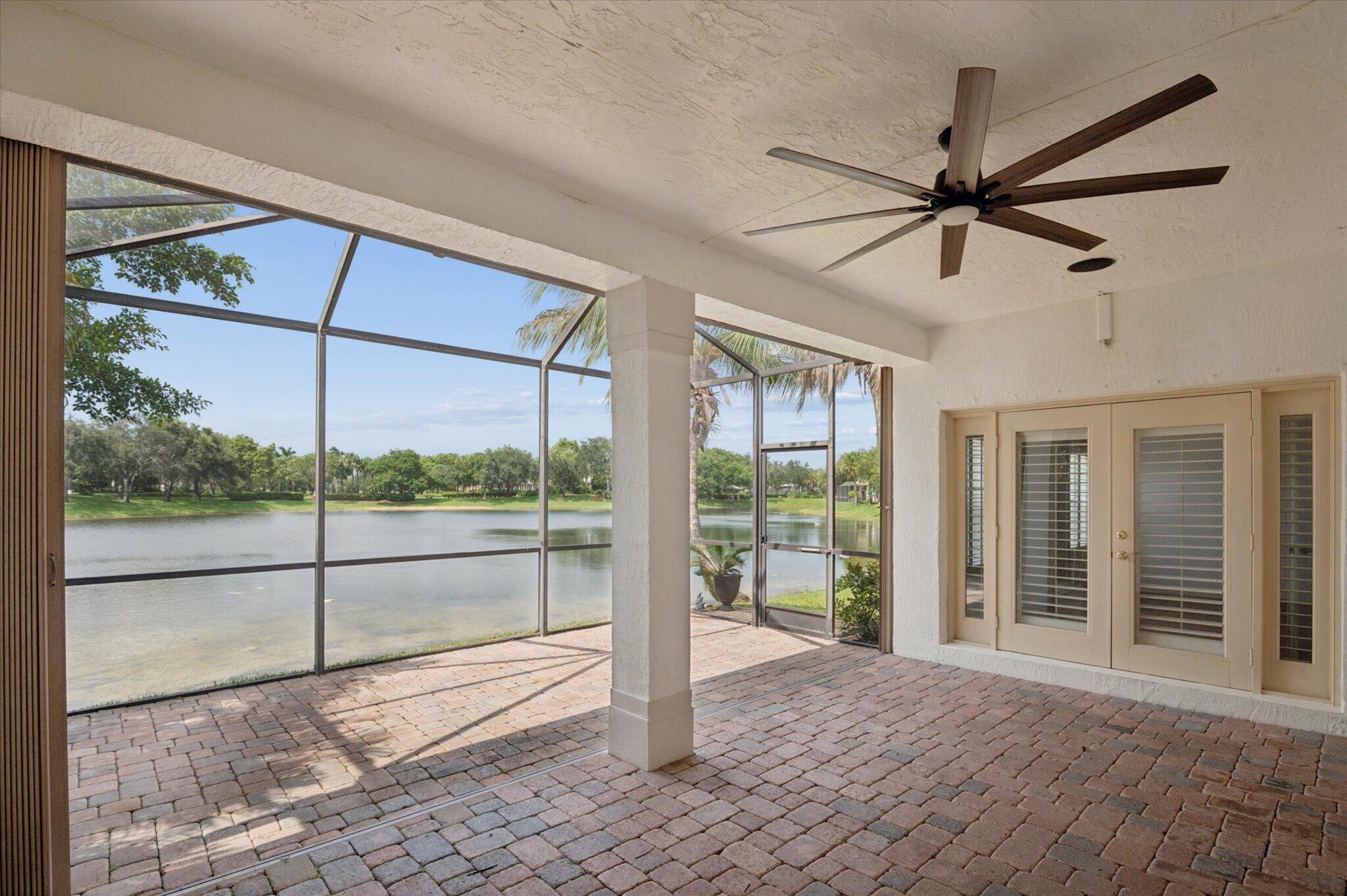 PARKLAND ISLES - Residential