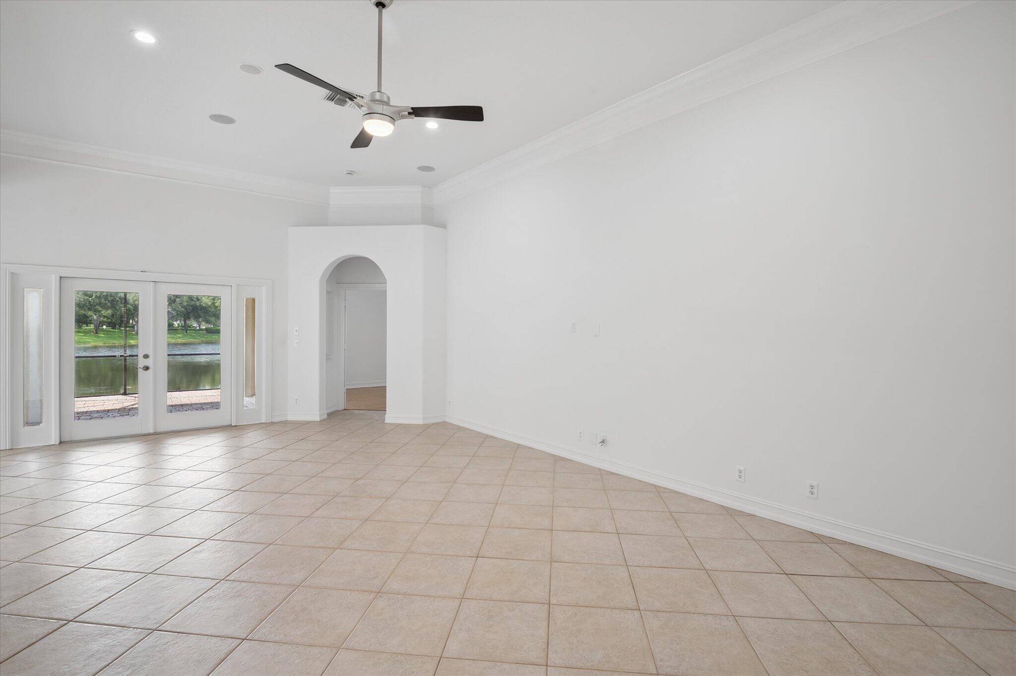 PARKLAND ISLES - Residential