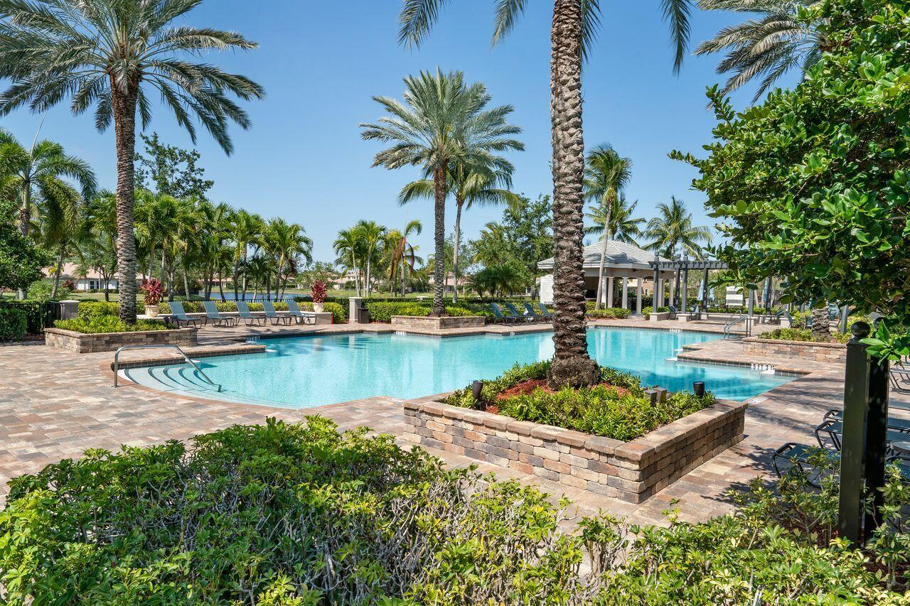 PARKLAND ISLES - Residential