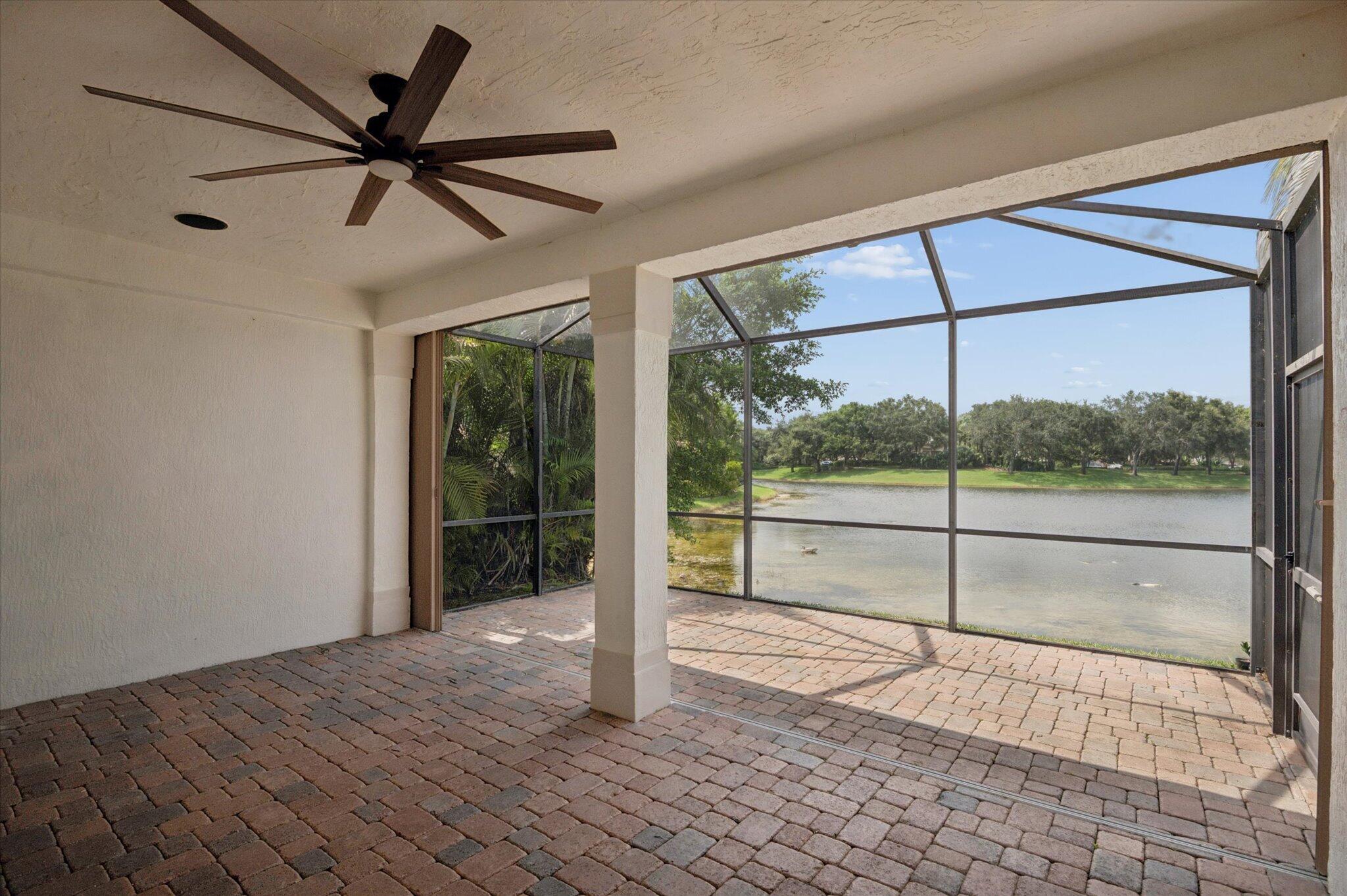 PARKLAND ISLES - Residential