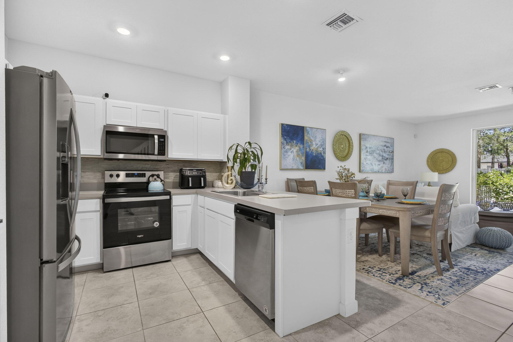 RIVIERA COVE - Residential Lease