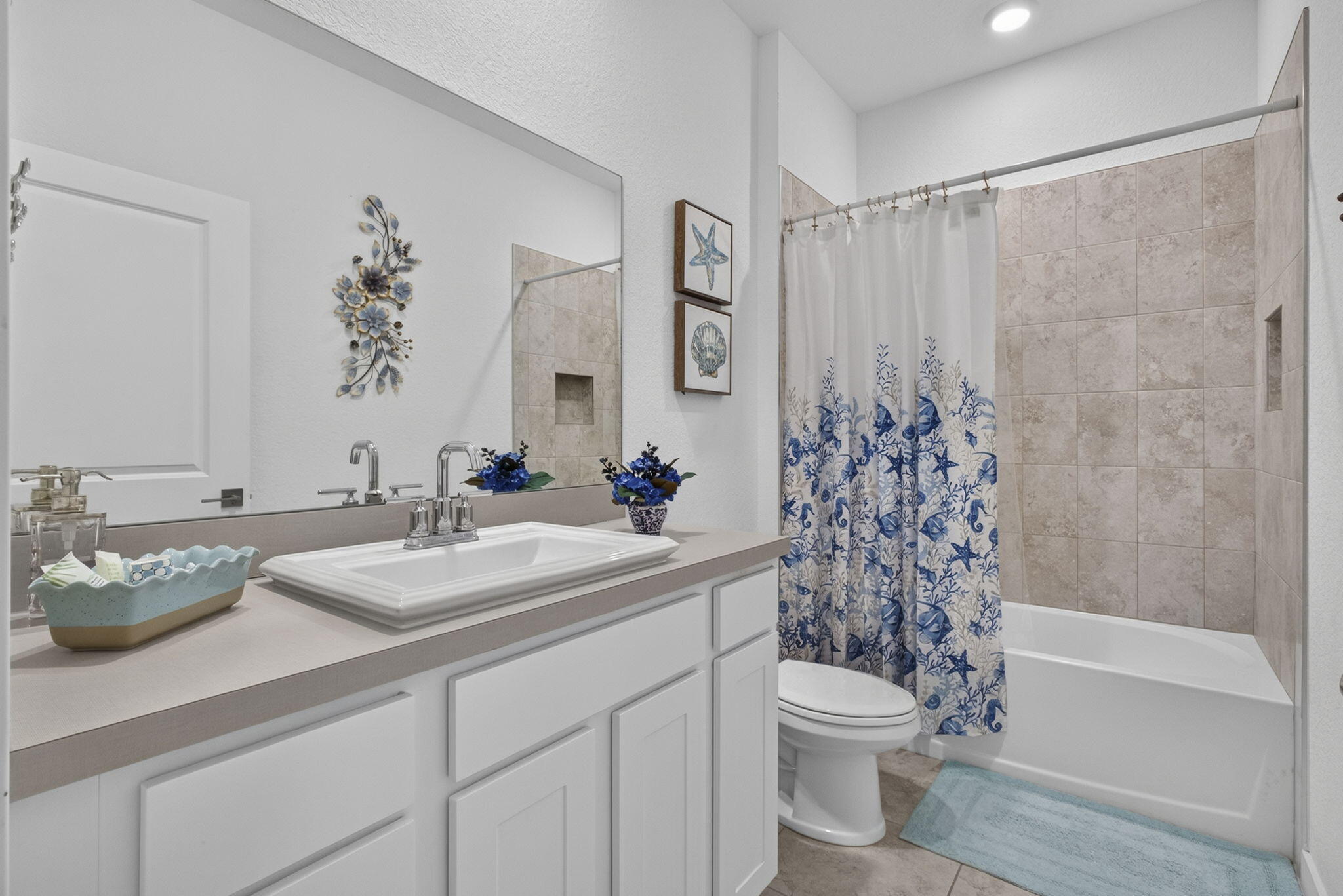 RIVIERA COVE - Residential Lease