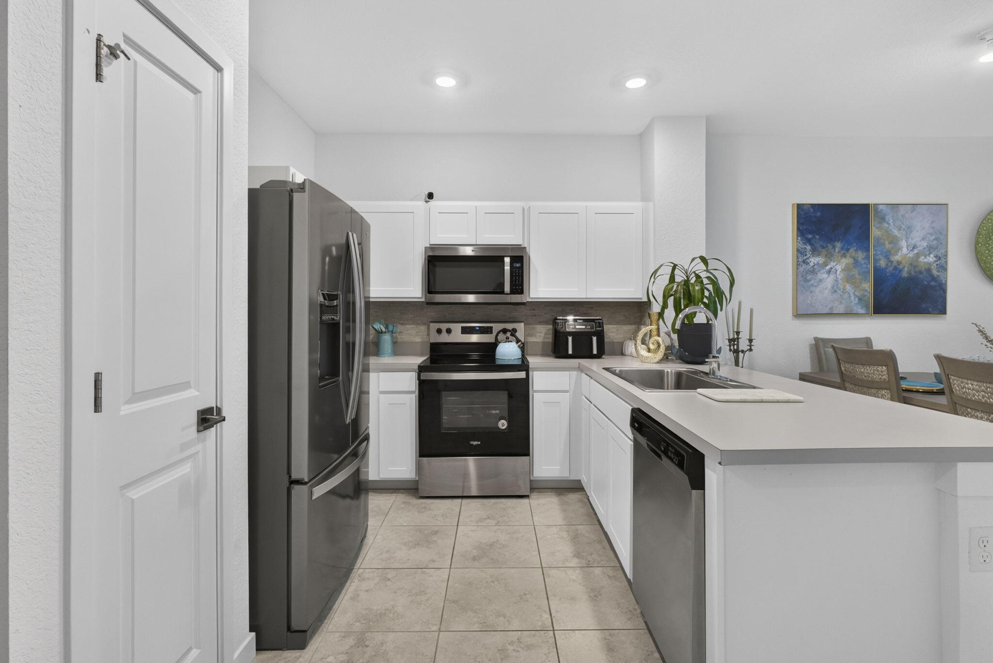 RIVIERA COVE - Residential Lease