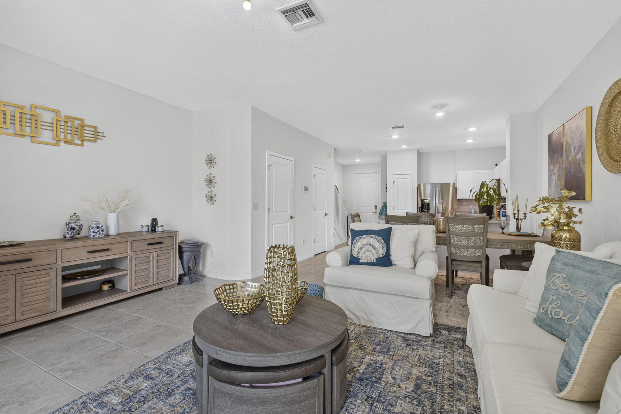 RIVIERA COVE - Residential Lease