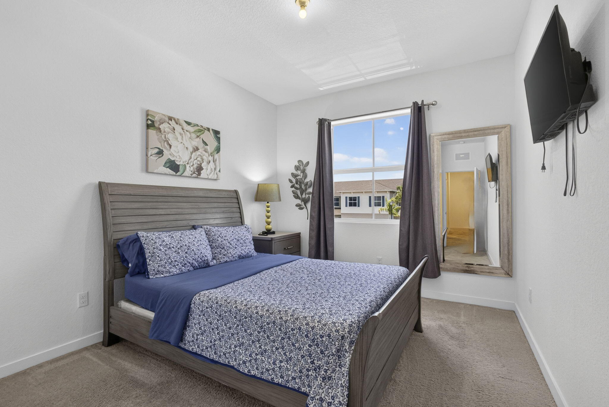 RIVIERA COVE - Residential Lease