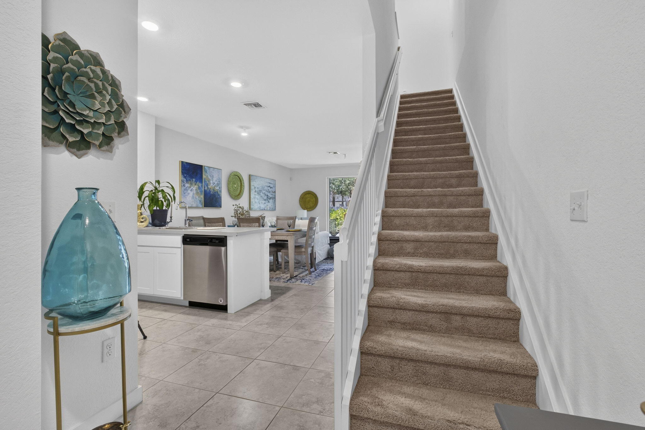 RIVIERA COVE - Residential Lease