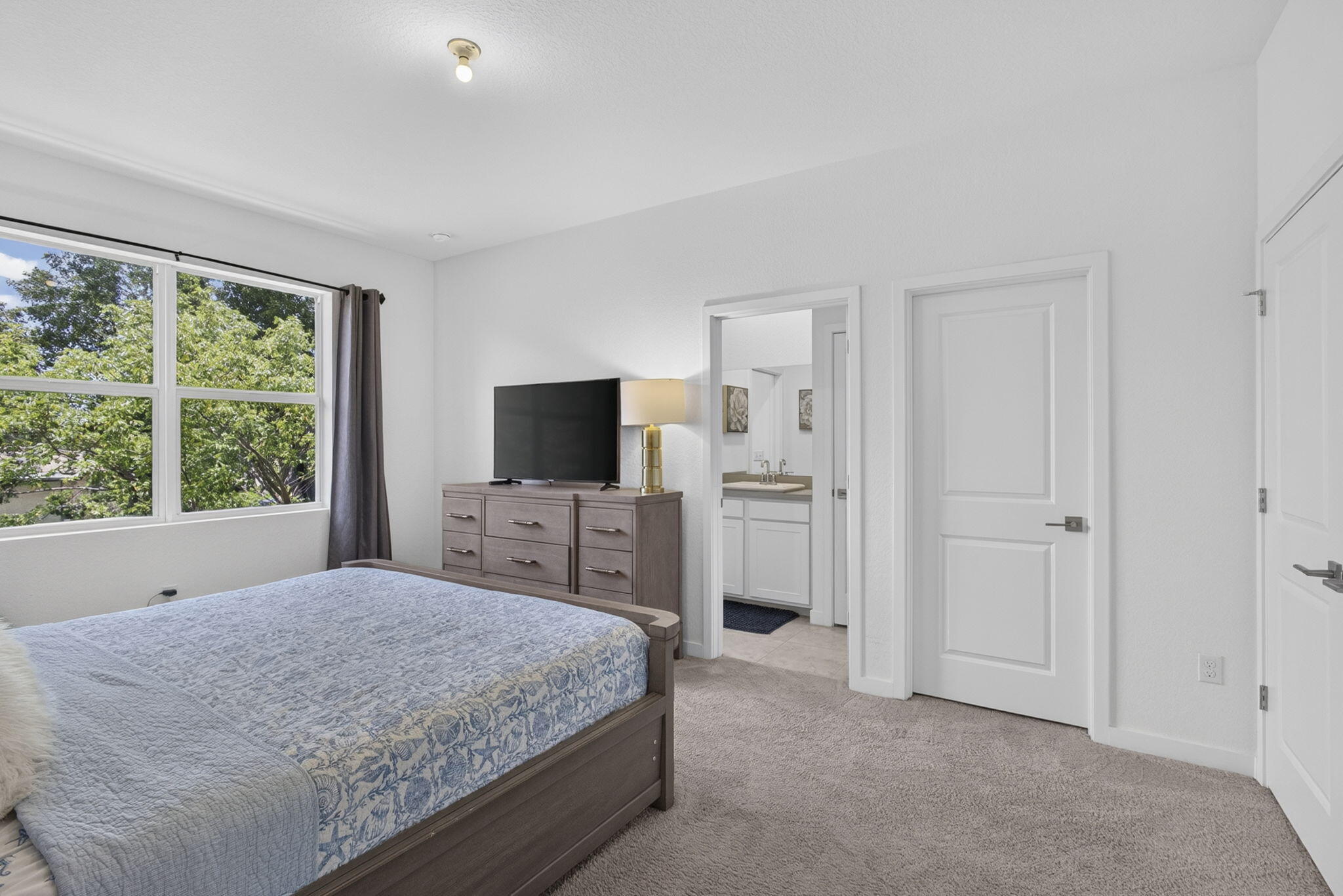RIVIERA COVE - Residential Lease