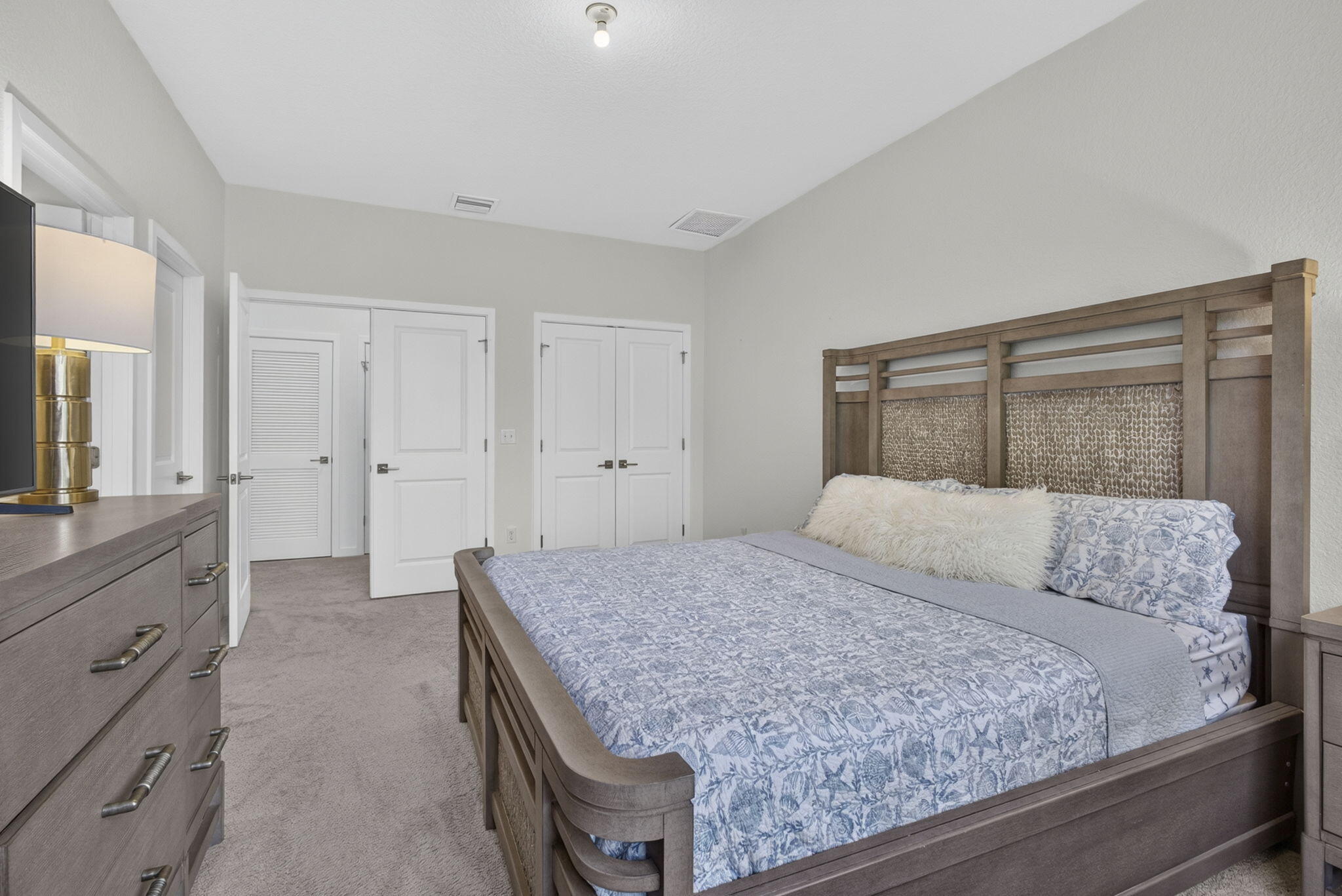 RIVIERA COVE - Residential Lease