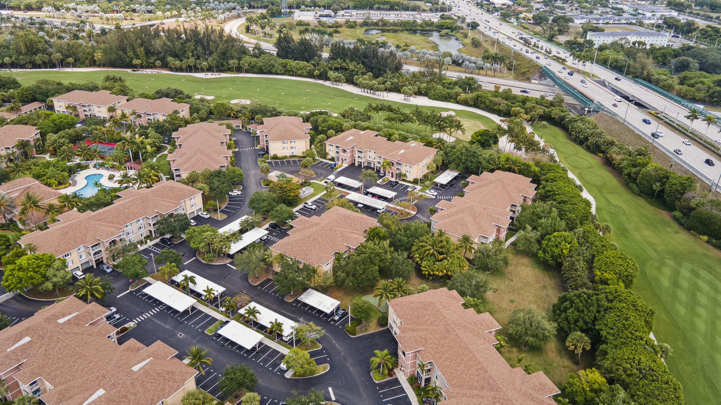 VILLAS AT EMERALD DUNES CONDO - Residential Lease