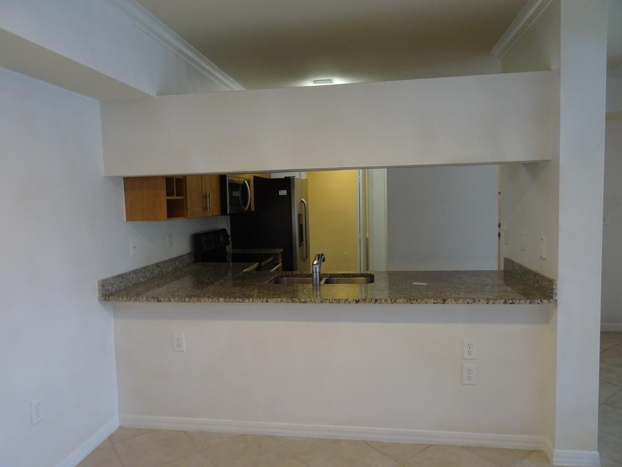 VILLAS AT EMERALD DUNES CONDO - Residential Lease
