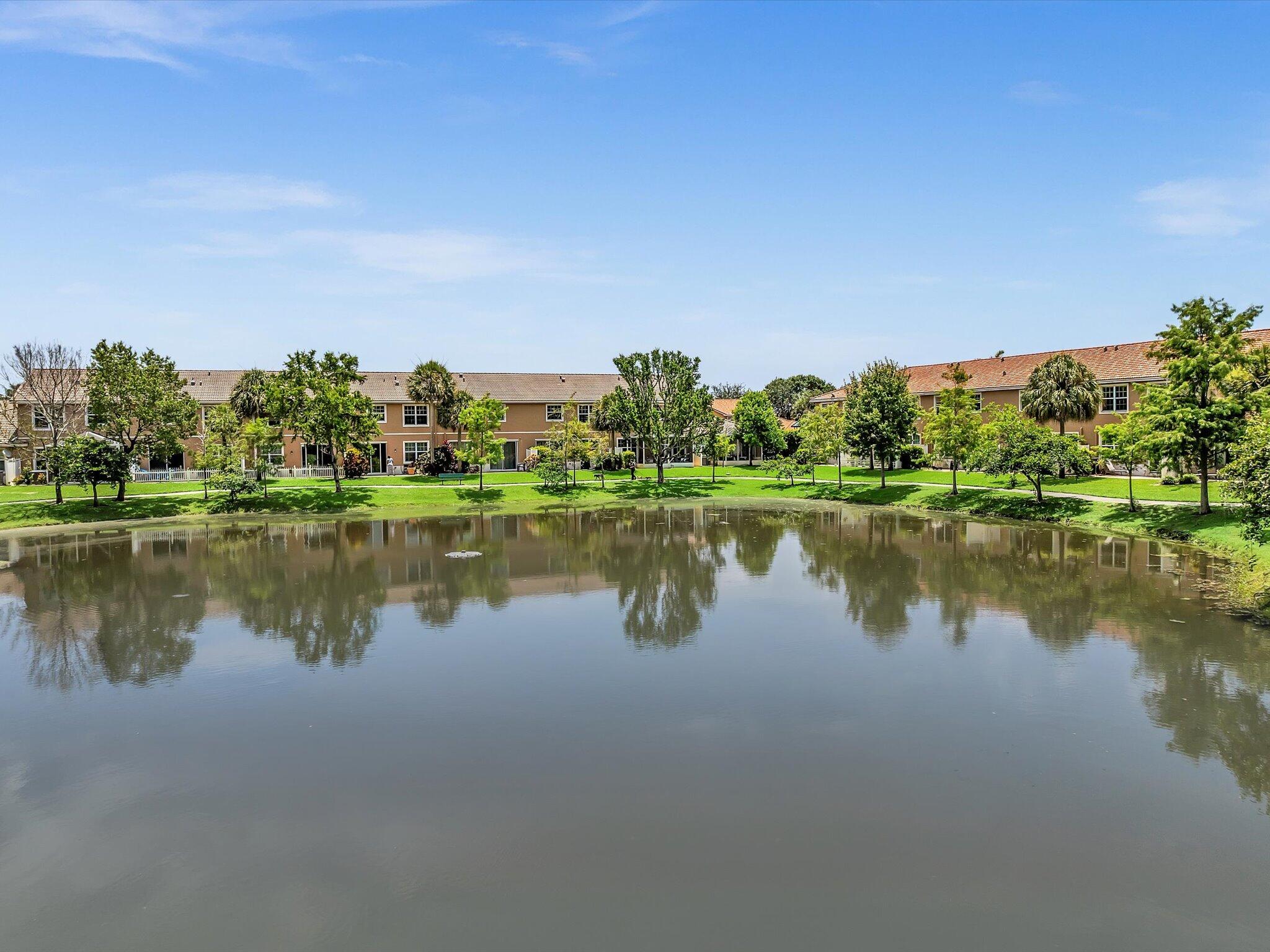 COLONY LAKE - Residential