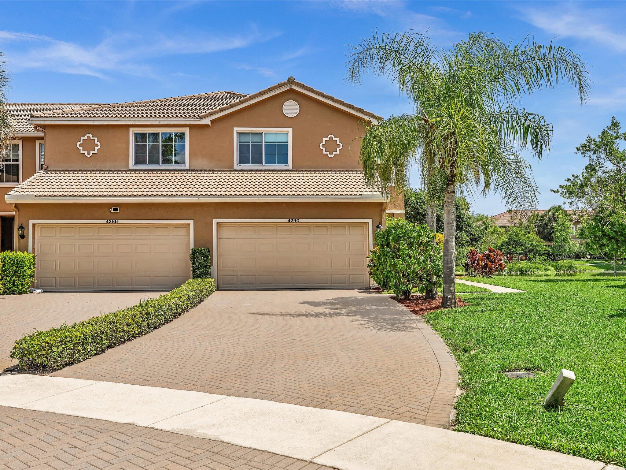 COLONY LAKE - Residential