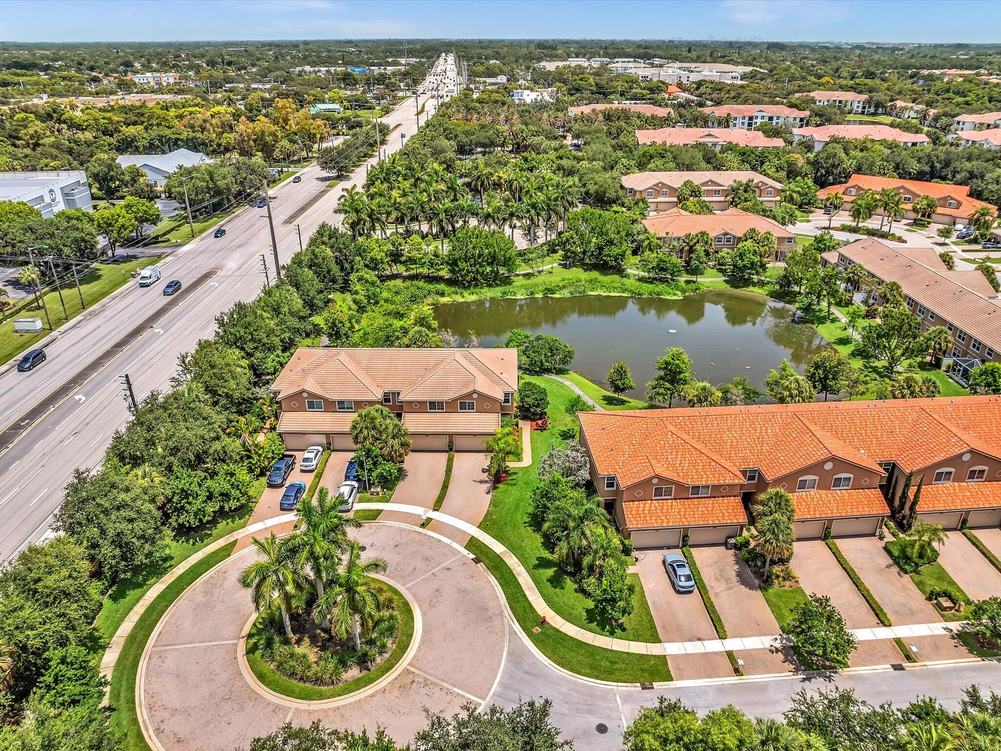 COLONY LAKE - Residential