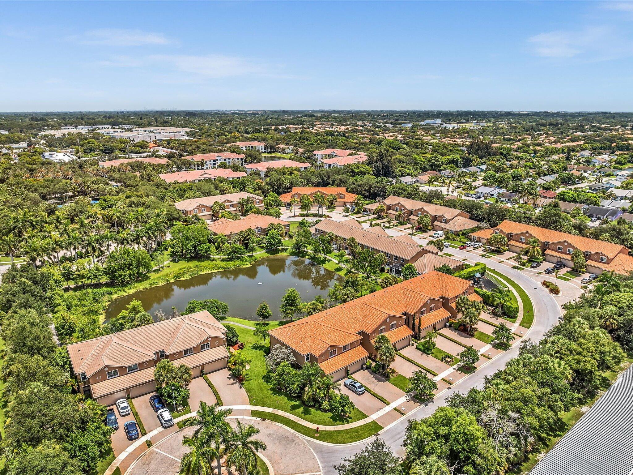 COLONY LAKE - Residential