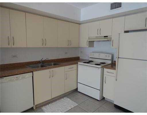 LAKEWOOD AT EMERALD HILLS CONDO - Residential Lease