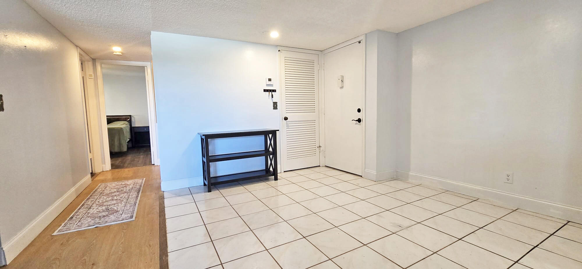 BOUNDBROOK CONDO S - Residential