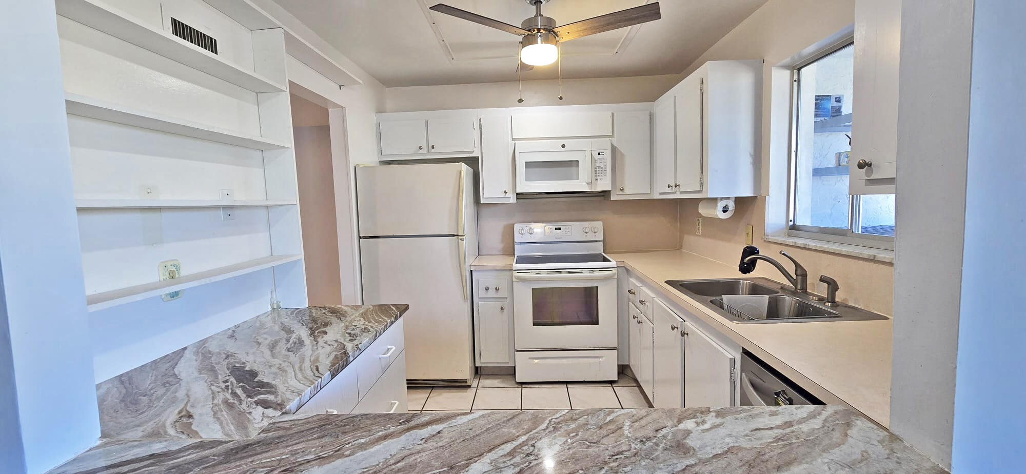 BOUNDBROOK CONDO S - Residential