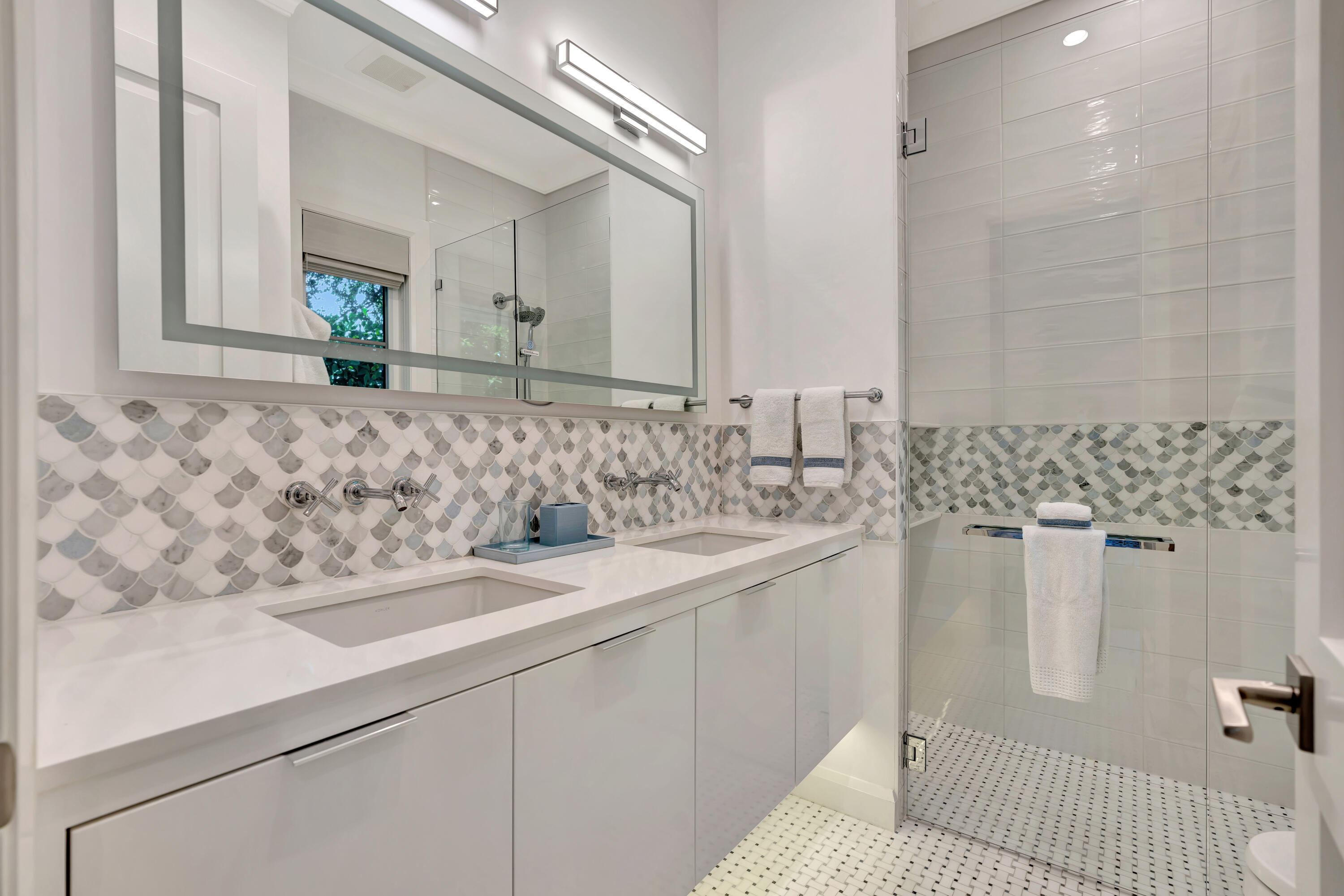 LOBLOLLY PINES - Residential