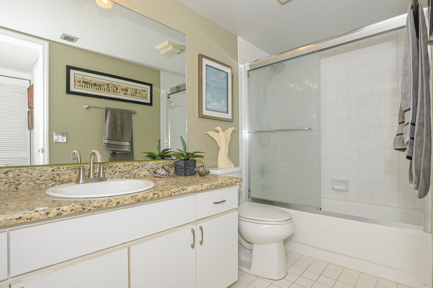 GARDENS AT POPPLETON CREEK CONDO - Residential