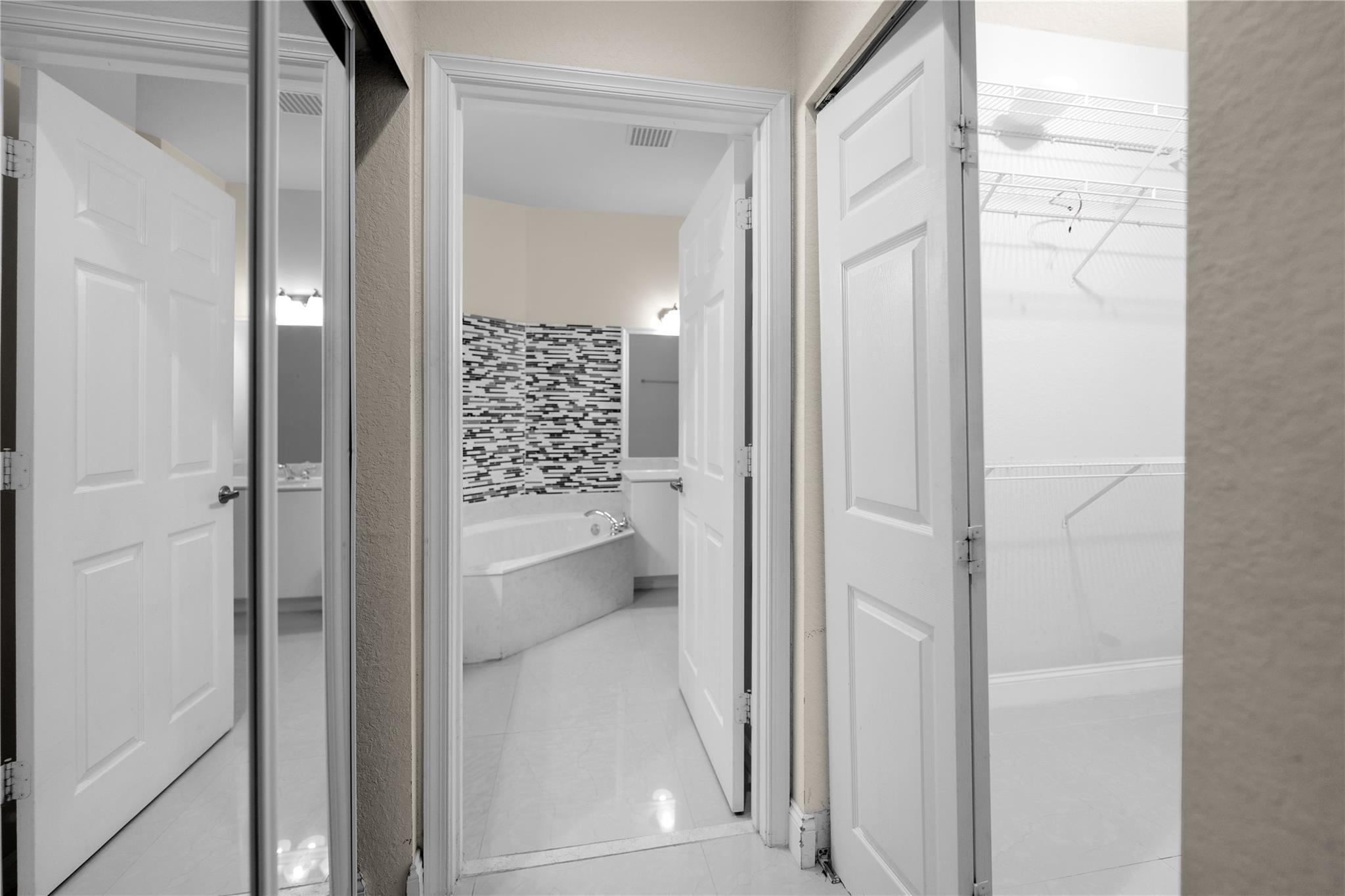 PARKSIDE ESTATES - Residential