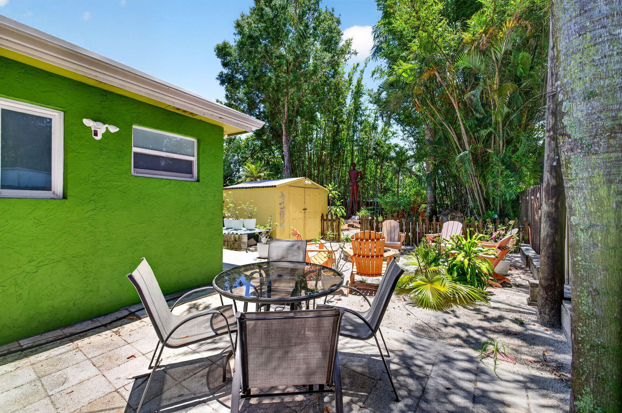 WHITE ACRES - Residential