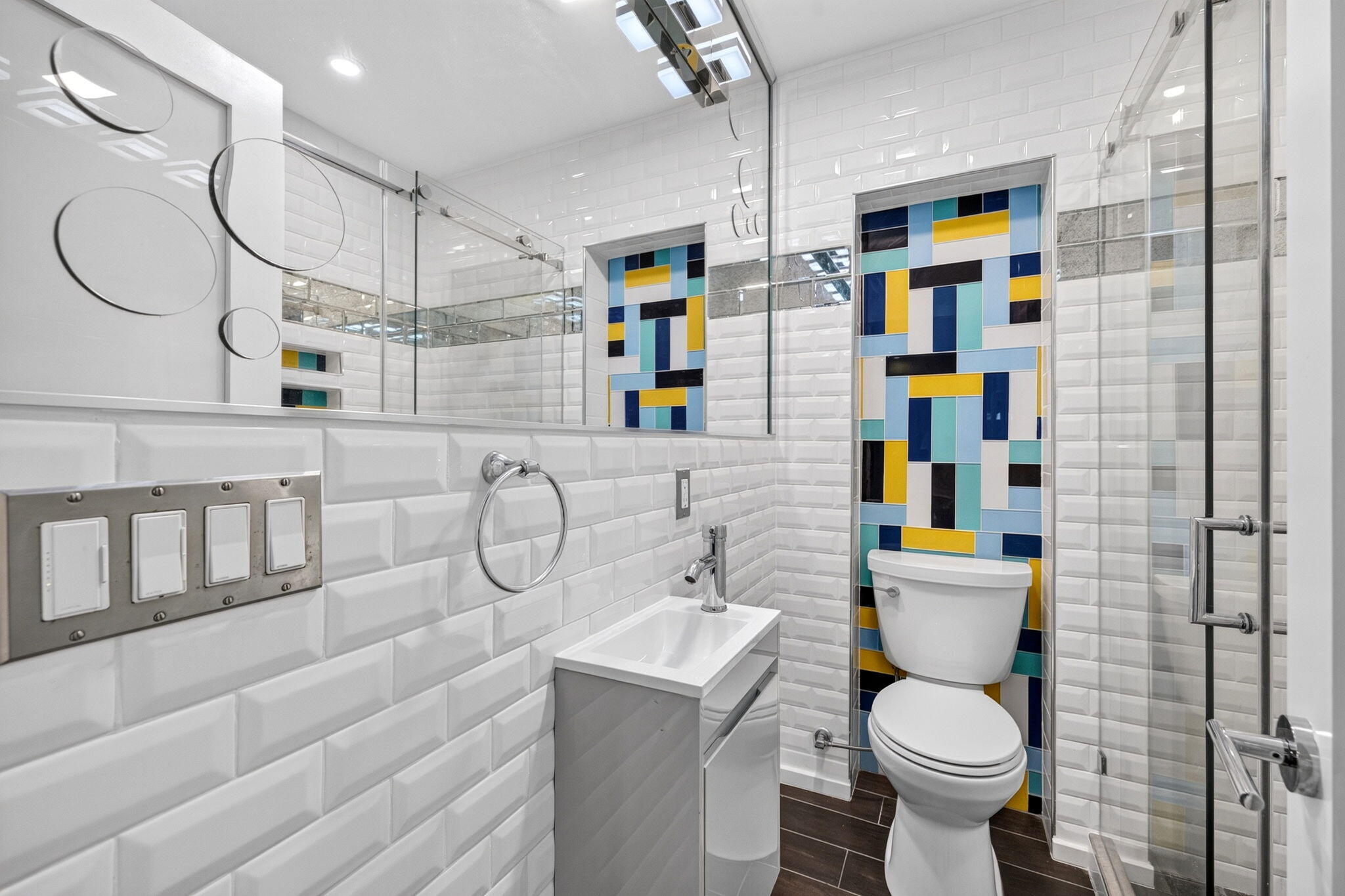 WHITE ACRES - Residential