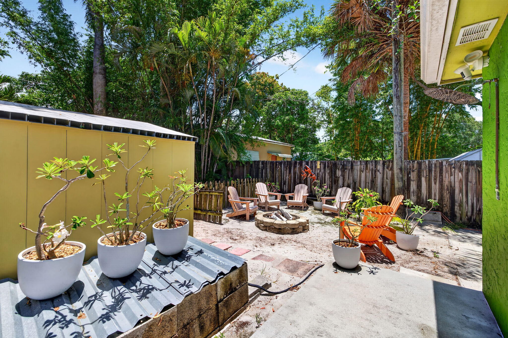WHITE ACRES - Residential