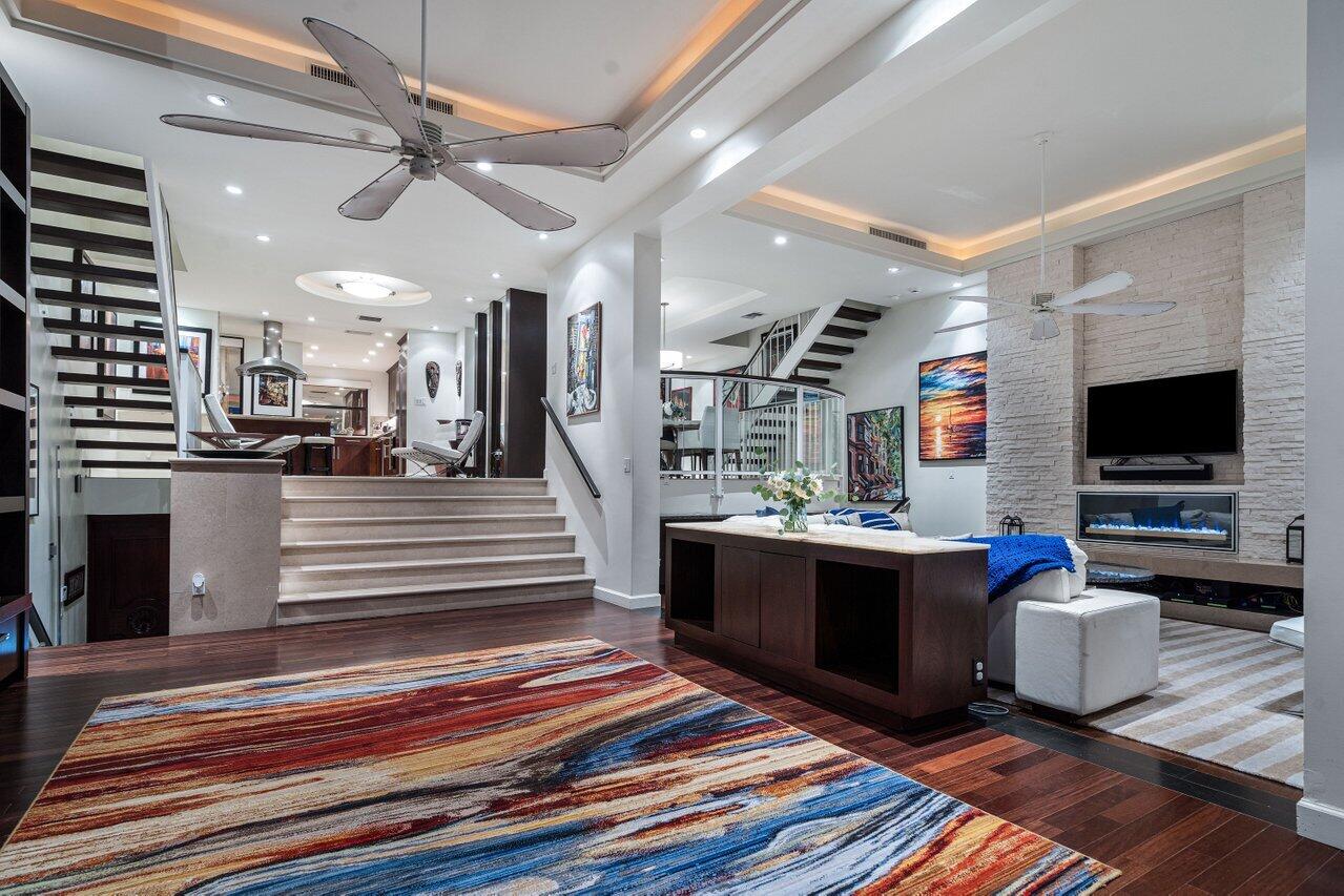 COSTA DEL REY COND - Residential