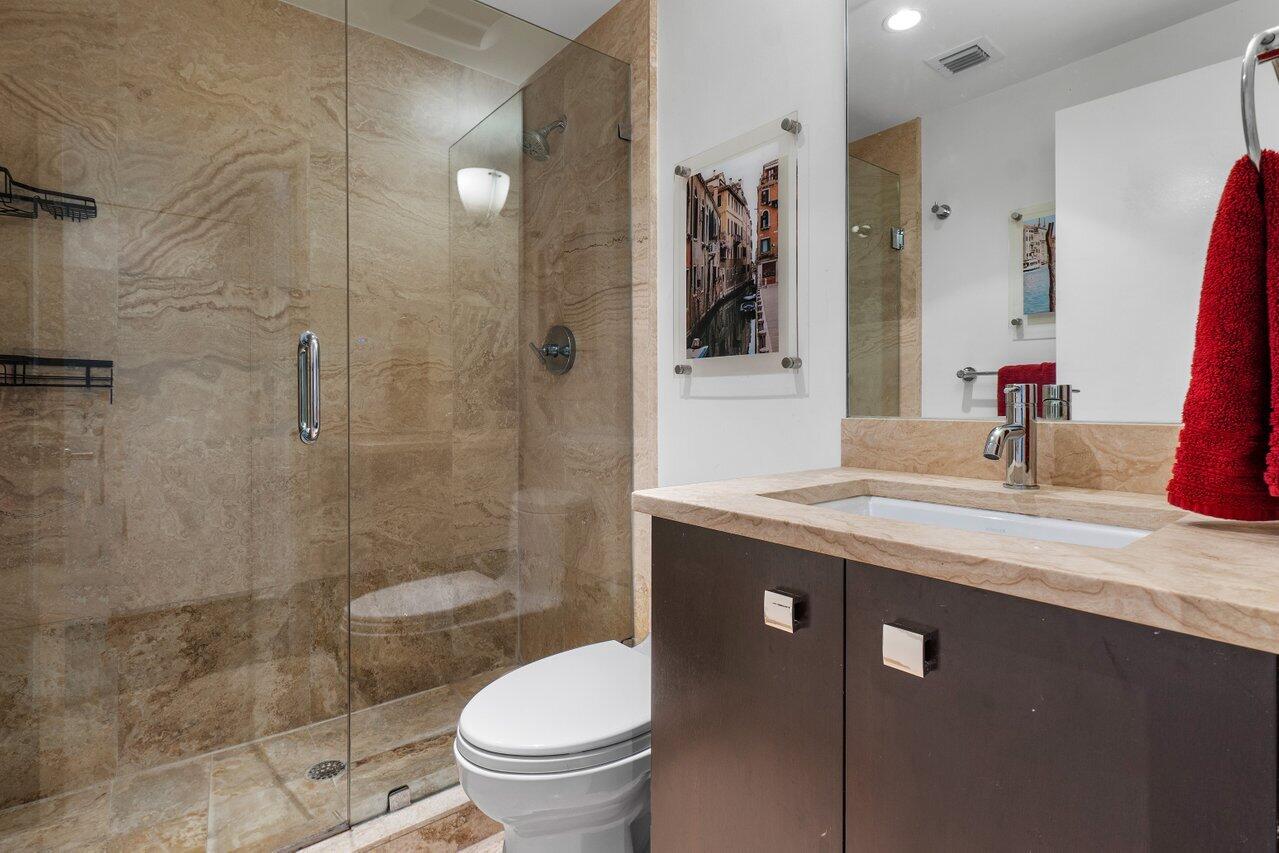 COSTA DEL REY COND - Residential