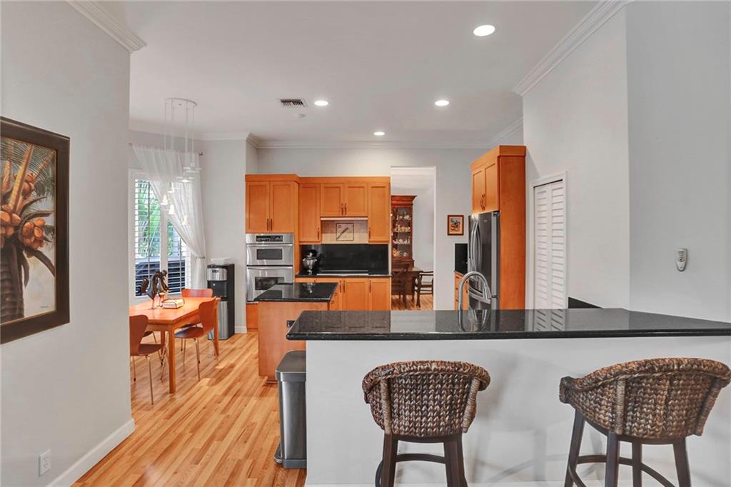 Sector 6 East 155-4 B - Residential