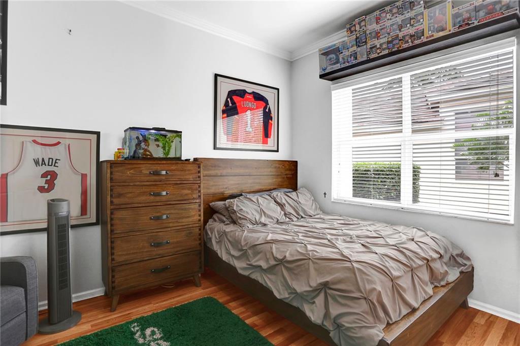 Sector 6 East 155-4 B - Residential
