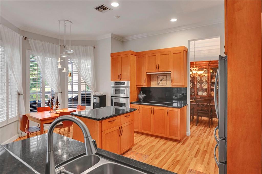 Sector 6 East 155-4 B - Residential