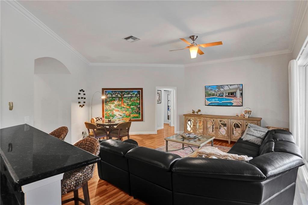 Sector 6 East 155-4 B - Residential