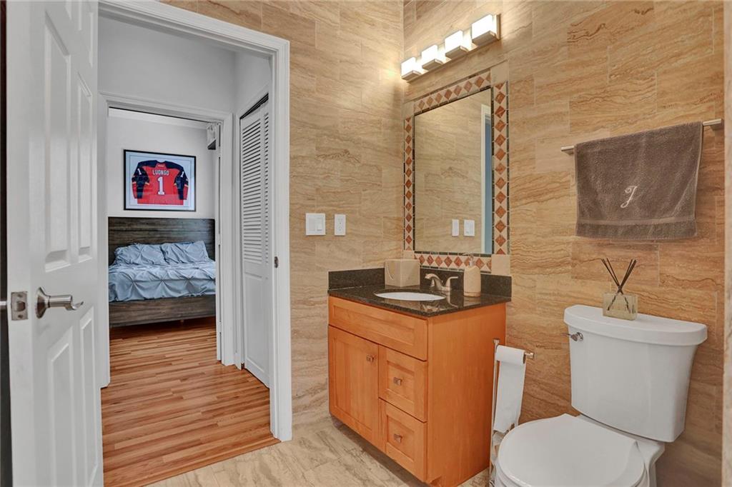Sector 6 East 155-4 B - Residential