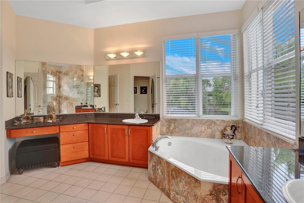 Sector 6 East 155-4 B - Residential