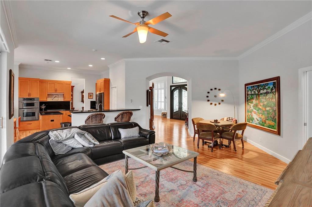 Sector 6 East 155-4 B - Residential