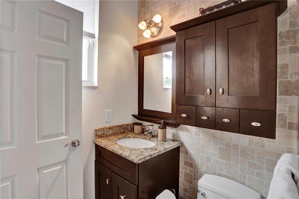 Sector 6 East 155-4 B - Residential