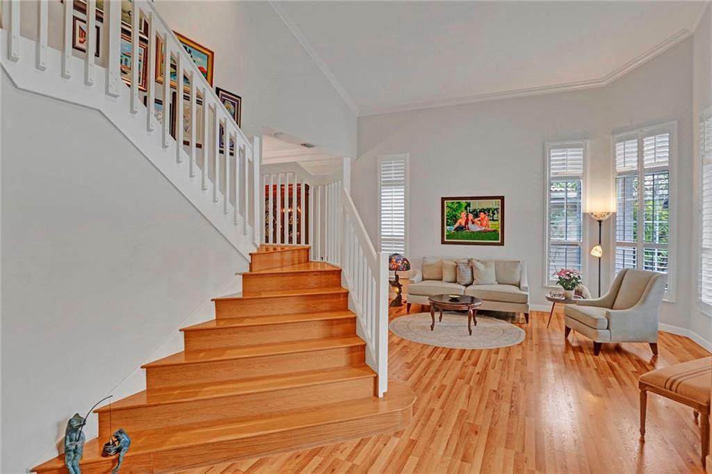 Sector 6 East 155-4 B - Residential
