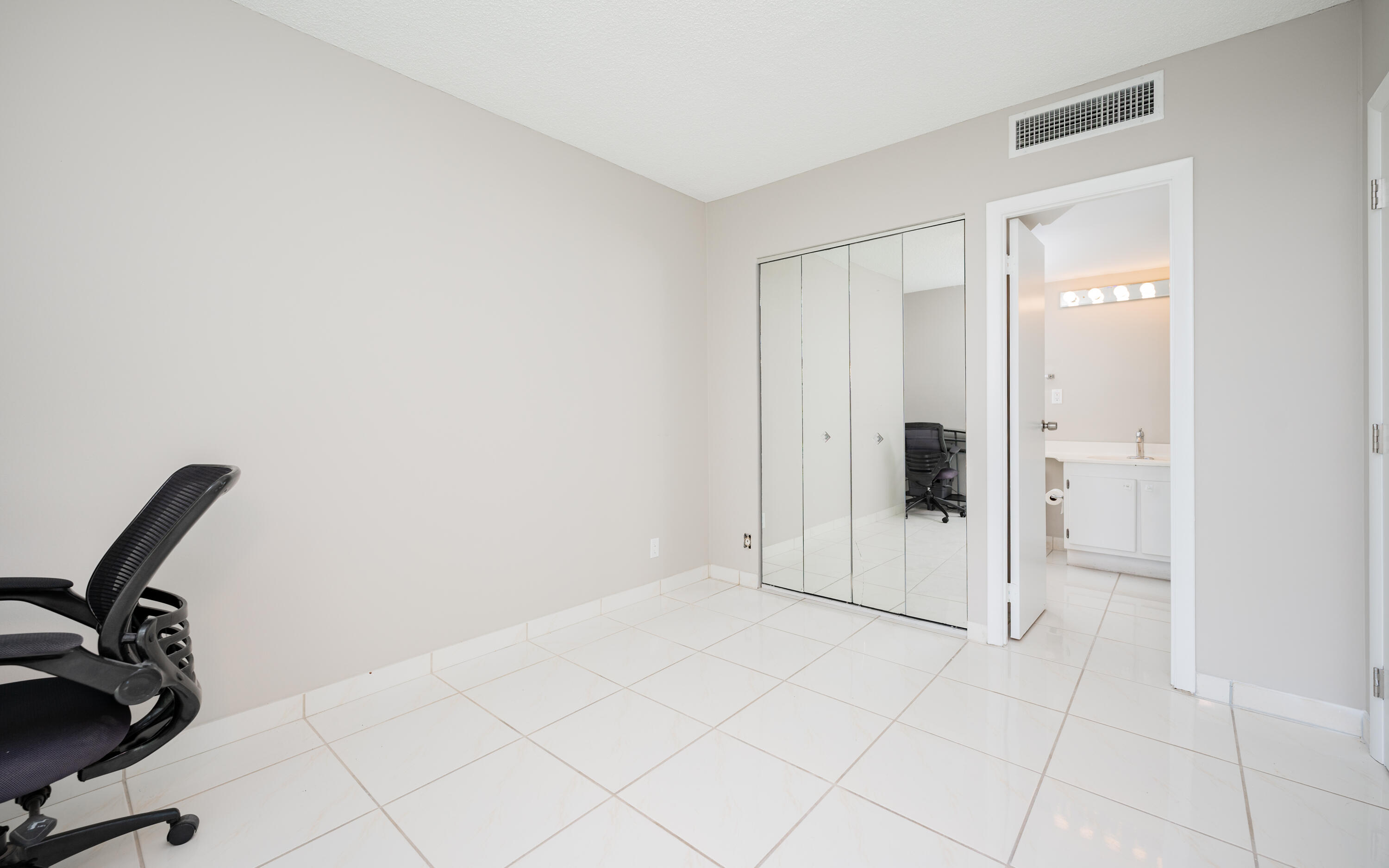 CORONADO CONDO- TOWER II - Residential