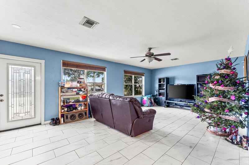 PALM SPRINGS VILLAGE 1 - Residential