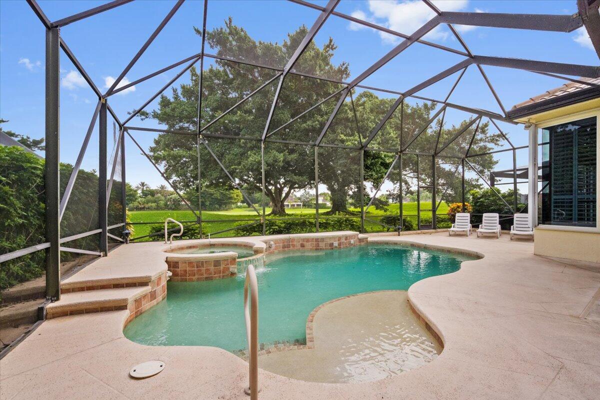 EAGLES LANDING OF P B POLO AND COUNTRY CLUB - Residential Lease