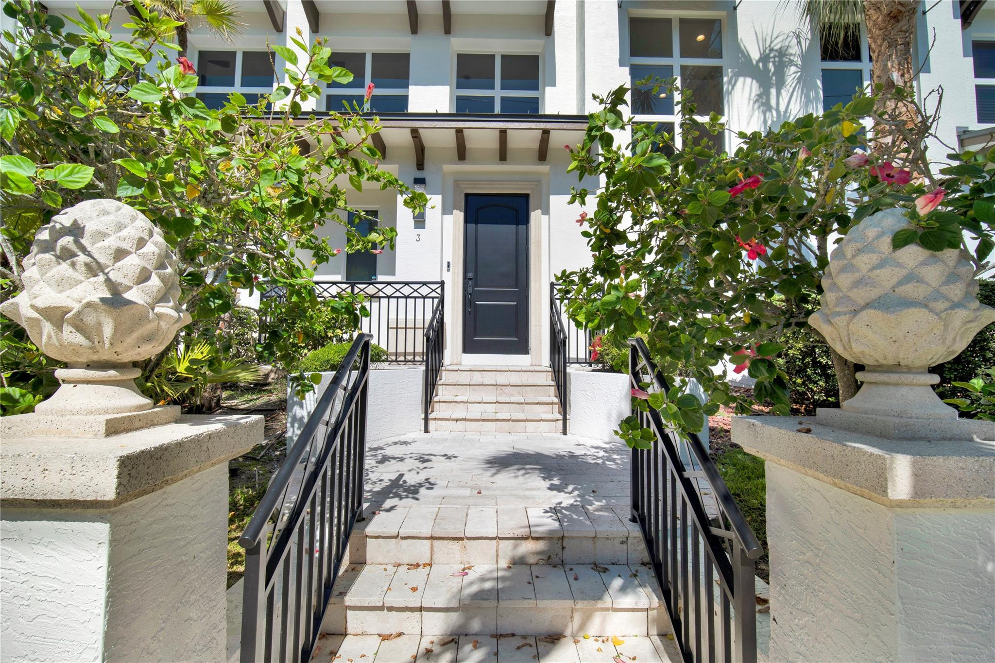VILLAS AT RED REEF CONDO - Residential Lease