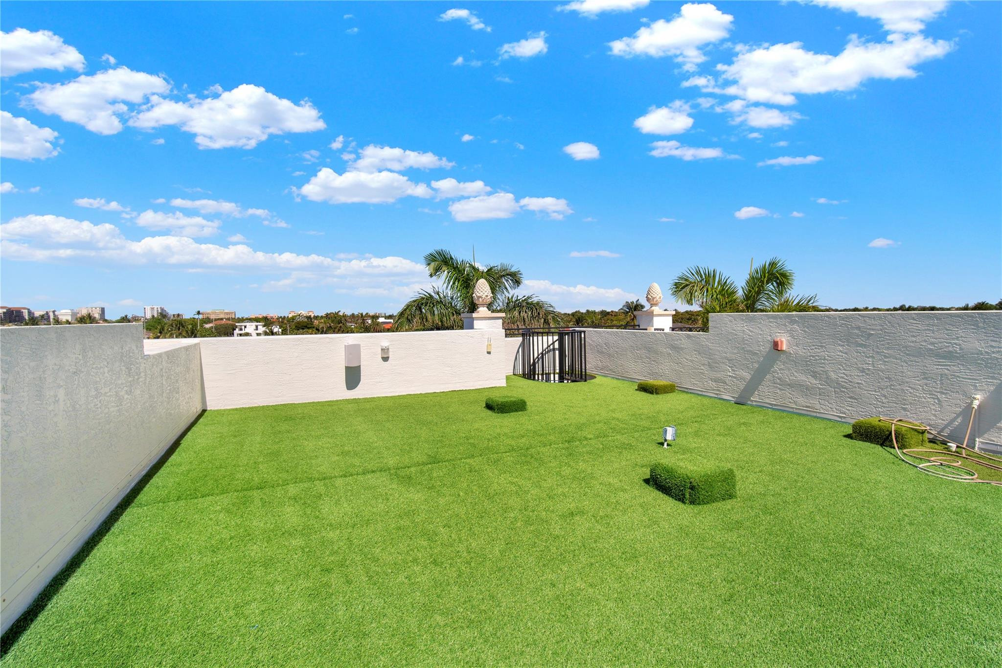 VILLAS AT RED REEF CONDO - Residential Lease