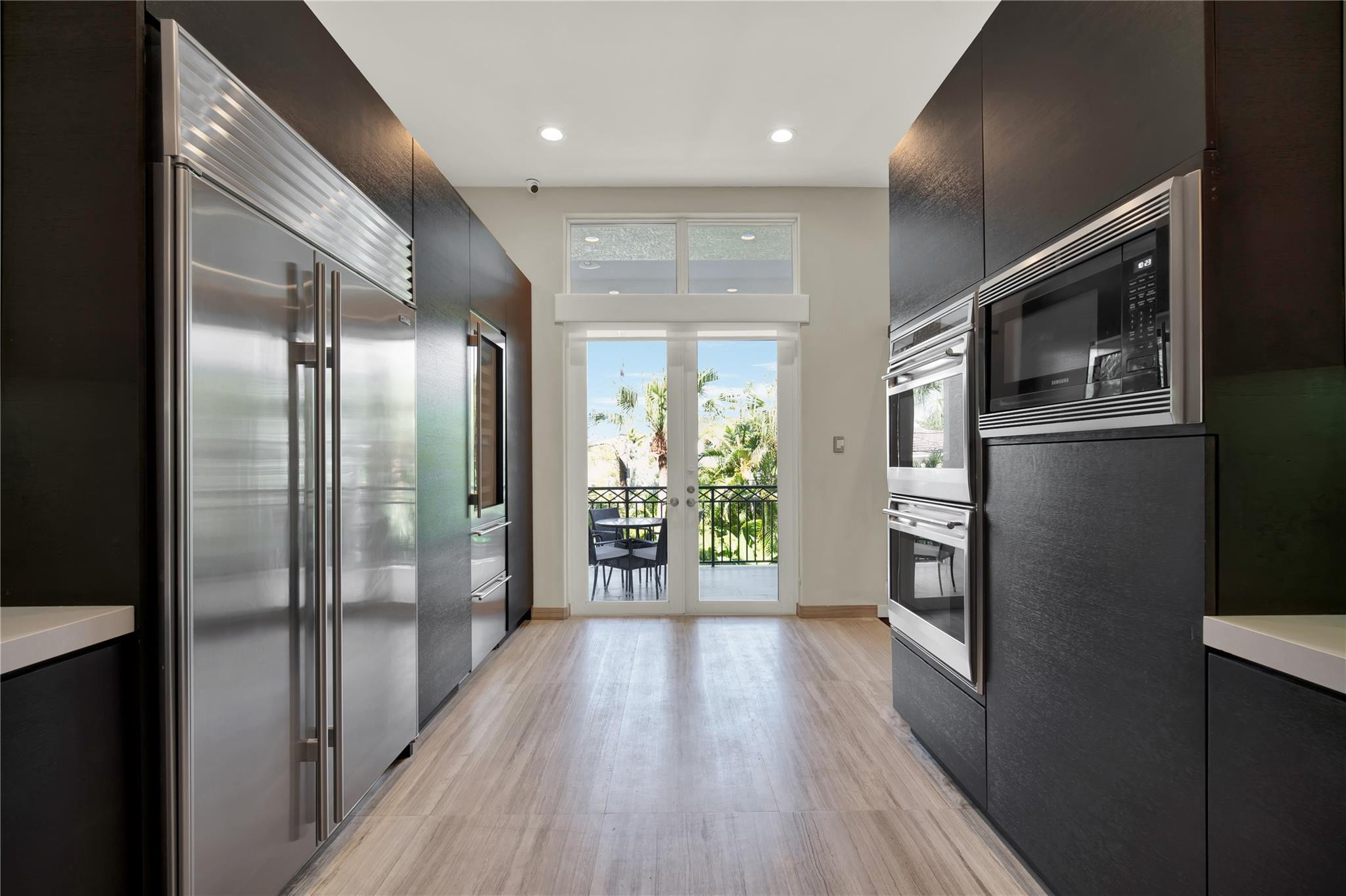 VILLAS AT RED REEF CONDO - Residential Lease
