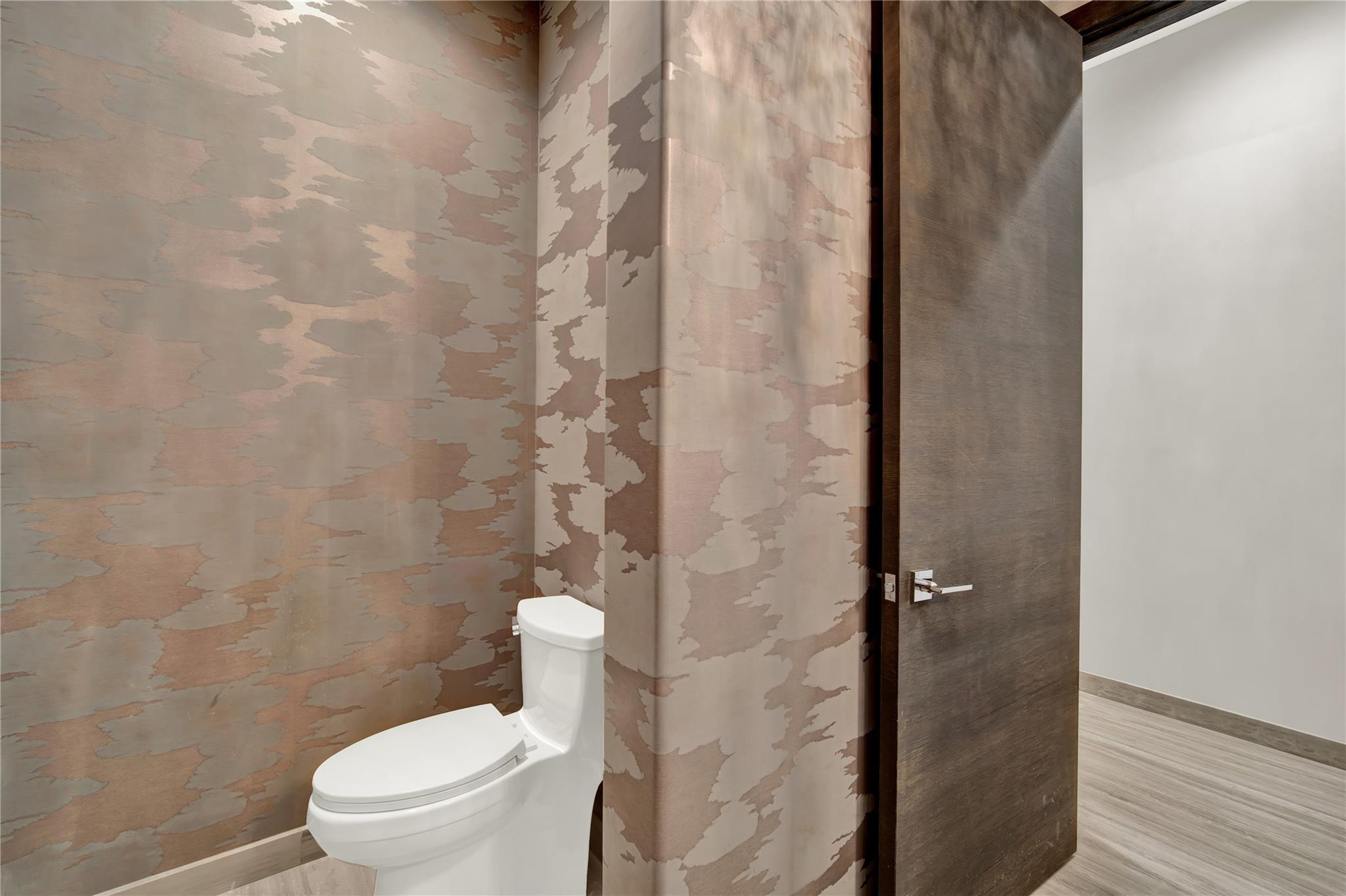 VILLAS AT RED REEF CONDO - Residential Lease