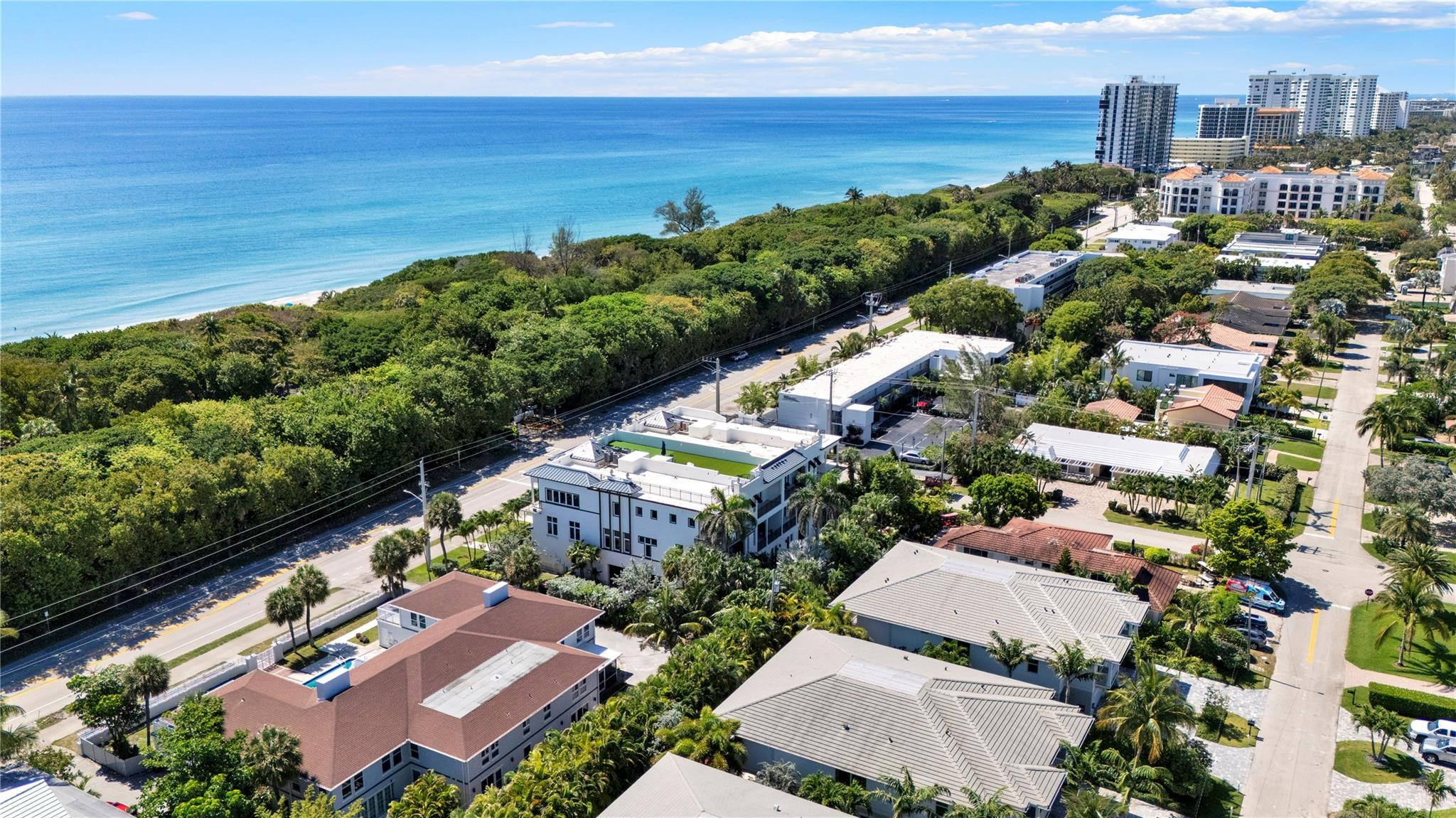 VILLAS AT RED REEF CONDO - Residential Lease