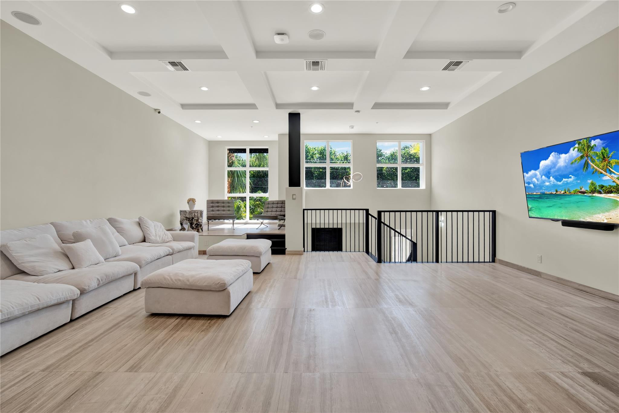 VILLAS AT RED REEF CONDO - Residential Lease