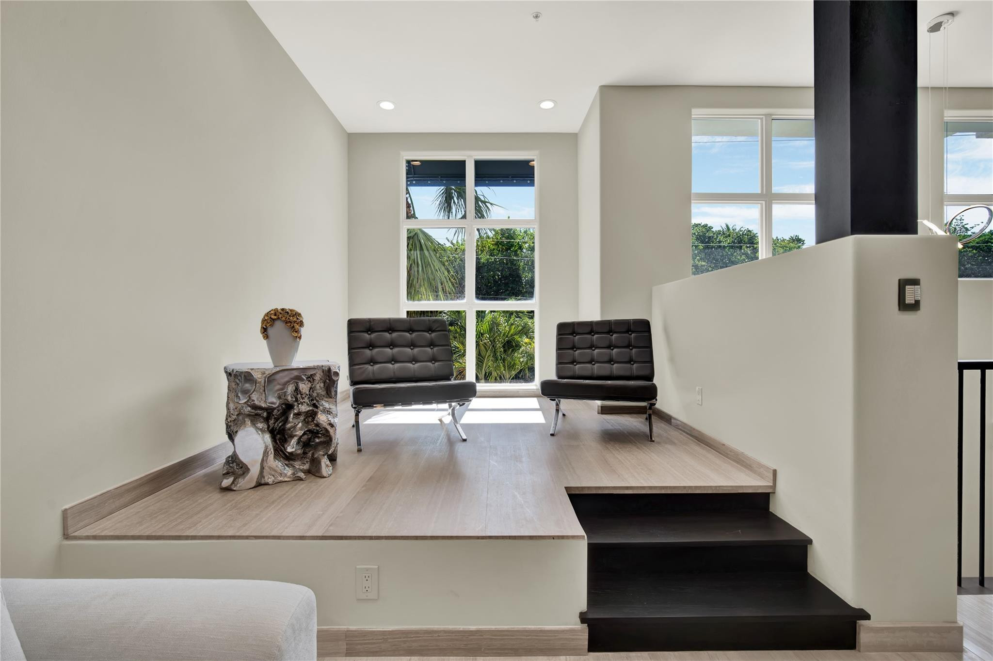 VILLAS AT RED REEF CONDO - Residential Lease